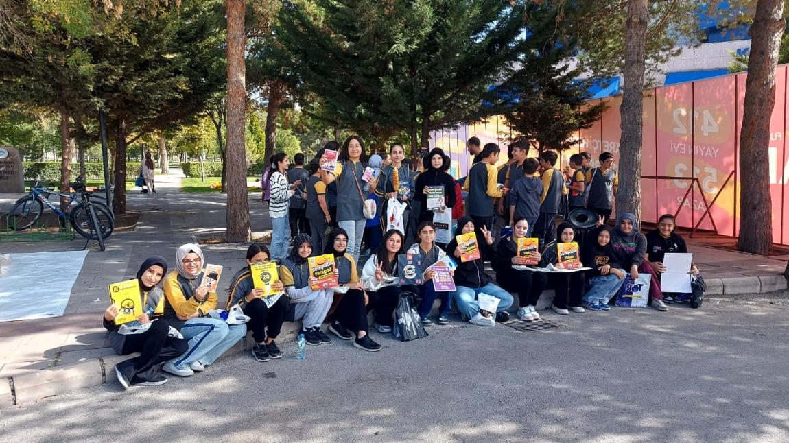 Öğrencilerimiz Kitap Fuarında